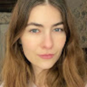 Meet your Posher, Elise